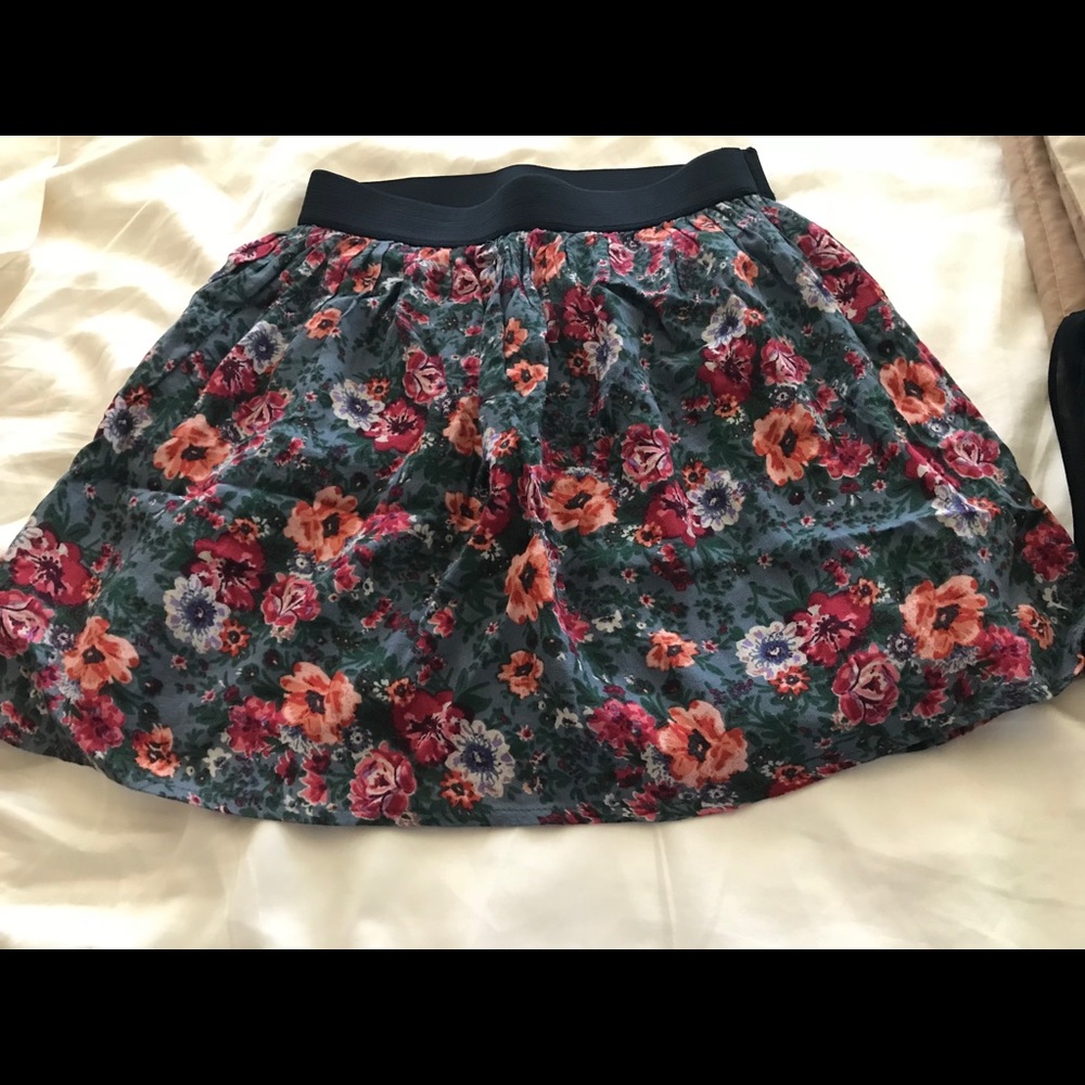 Forever 21 Floral Mini Skirt
